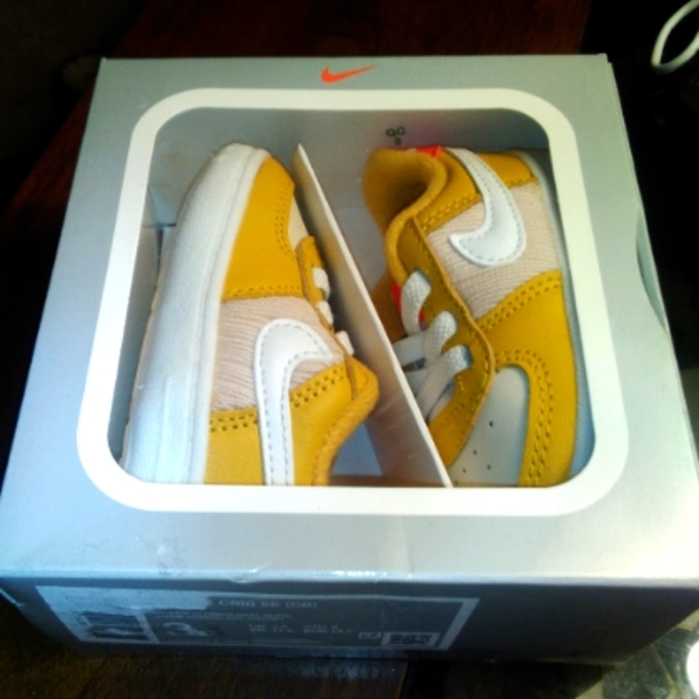 Nike shoes